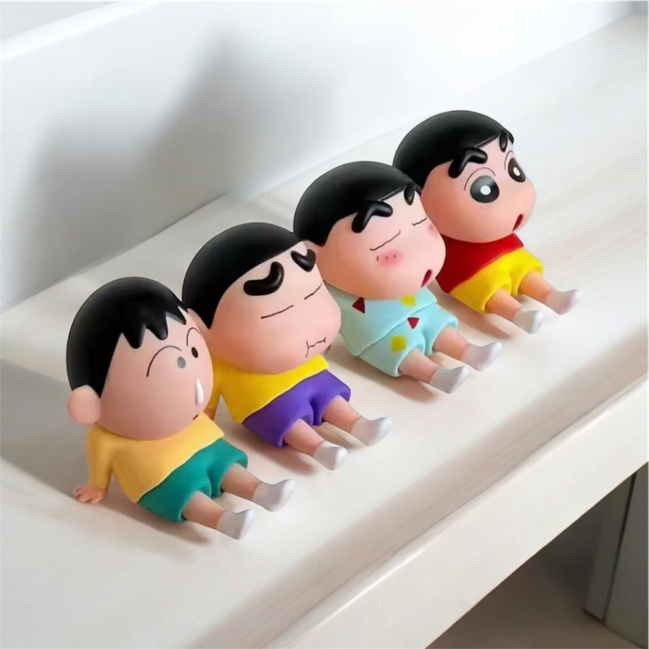 Playful Crayon Shin chan Phone Holder V Boutique Studio-New