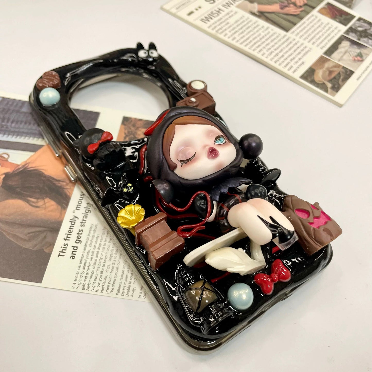 Handmade 3D Doll Phone Case – Skull-Inspired Aesthetic