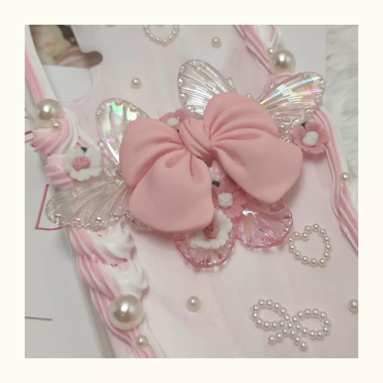 Handmade Butterfly Bow Phone Case – Dreamy Pastel Pink