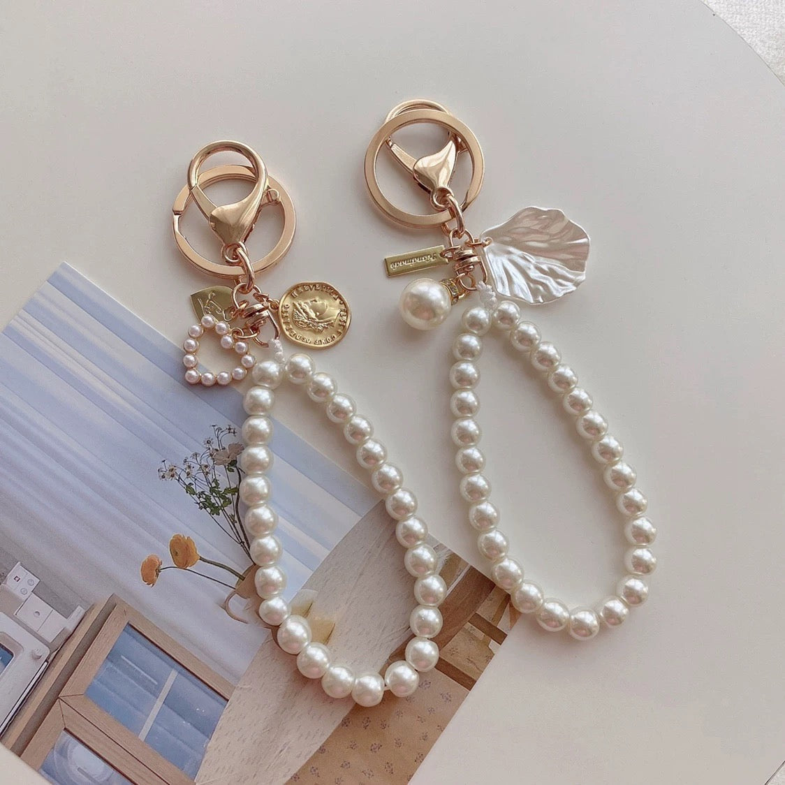 Classic Pearls Deluxe Phone Lanyard V Boutique Studio-New