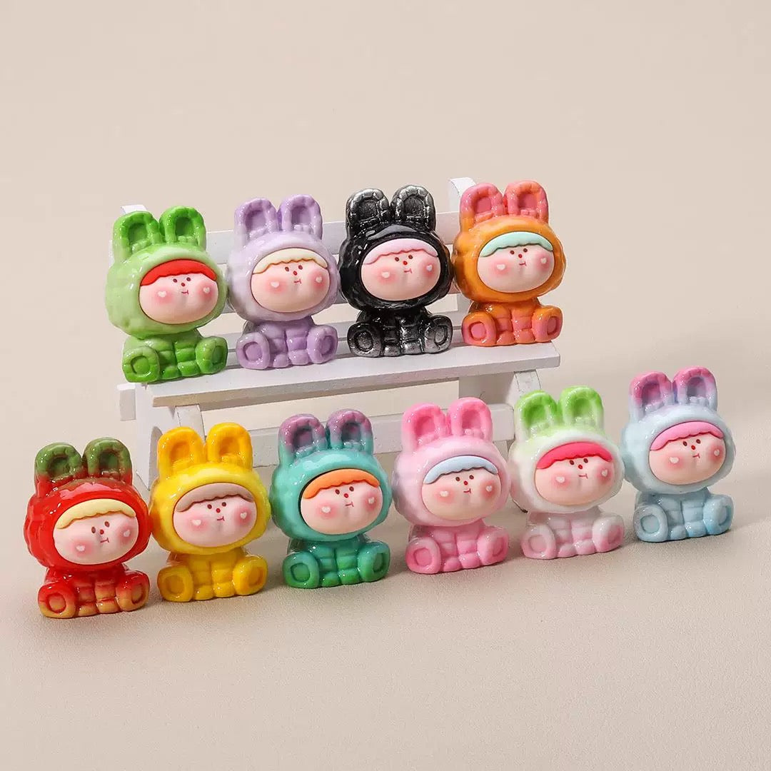 Colorful Bunny Baby Resin Figurines – Kawaii Mini Desk Decorations
