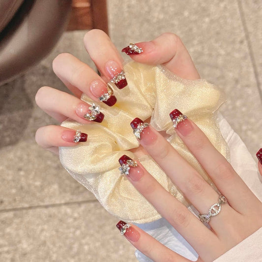 Diamond Dreams Press-on Nails V Boutique Studio