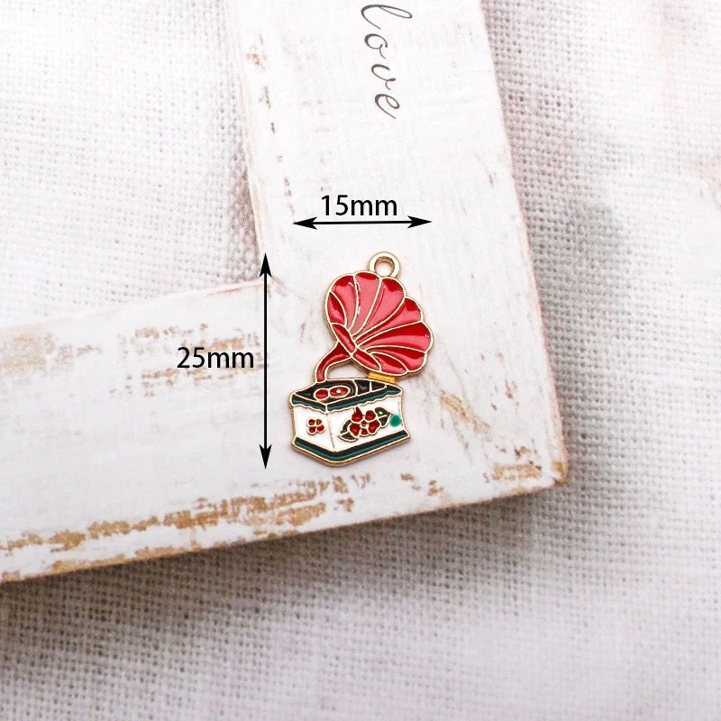 Vintage-Inspired Alloy Charms for Jewelry Making
