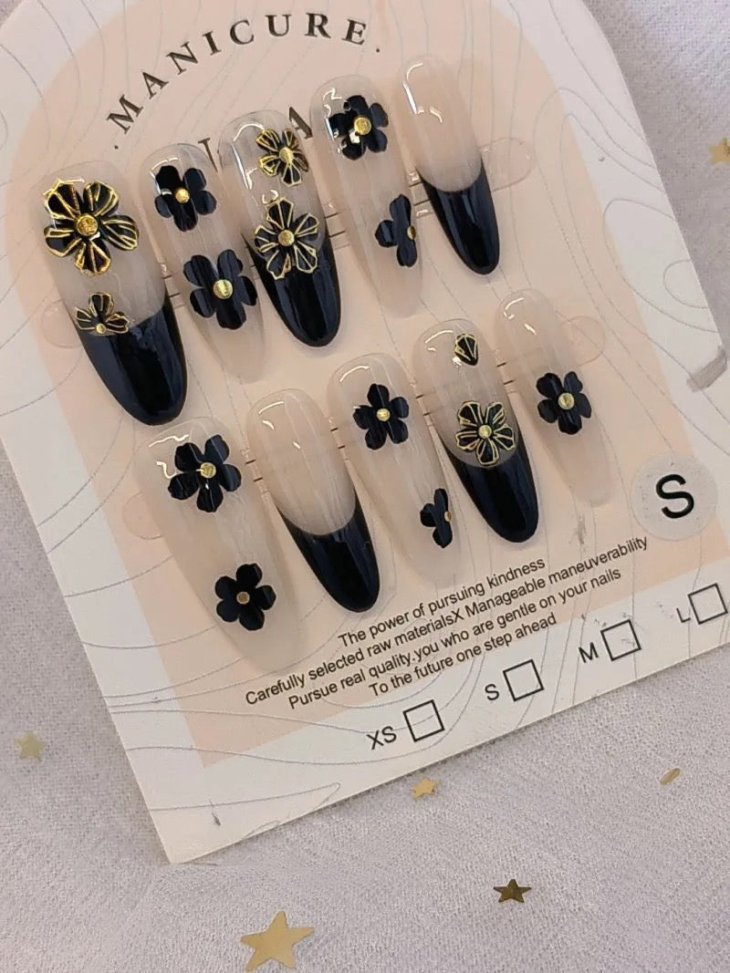 Midnight Gold Blossom Press-on Nails V Boutique Studio-New