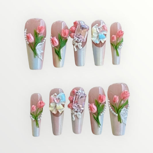 Luxurious Tulip Press-on Nails V Boutique Studio