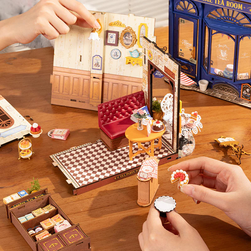 Leisure Time Tea Room DIY Miniature House