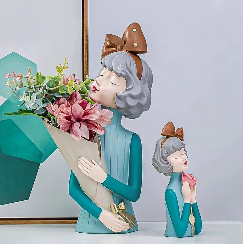 Bow-knot Girl Home Decor Ornament