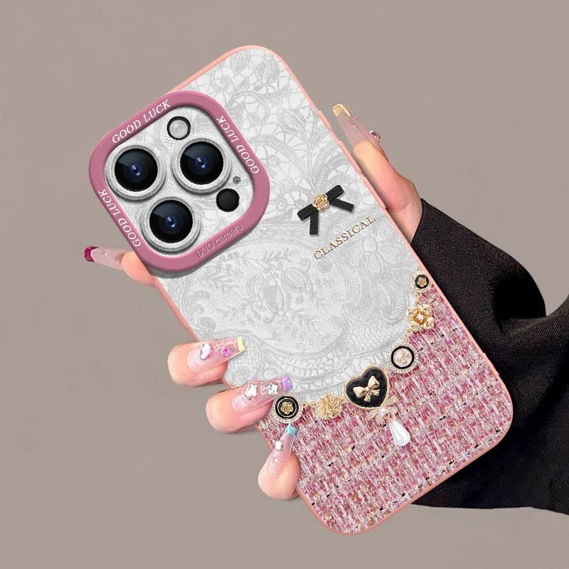 Elegant Lace Pearl Tweed Phone Case – Vintage French Style
