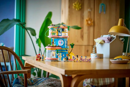 LEGO Friends Heartlake City Friends Club House 42689