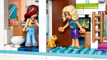 LEGO Friends Liann's Family House 42687