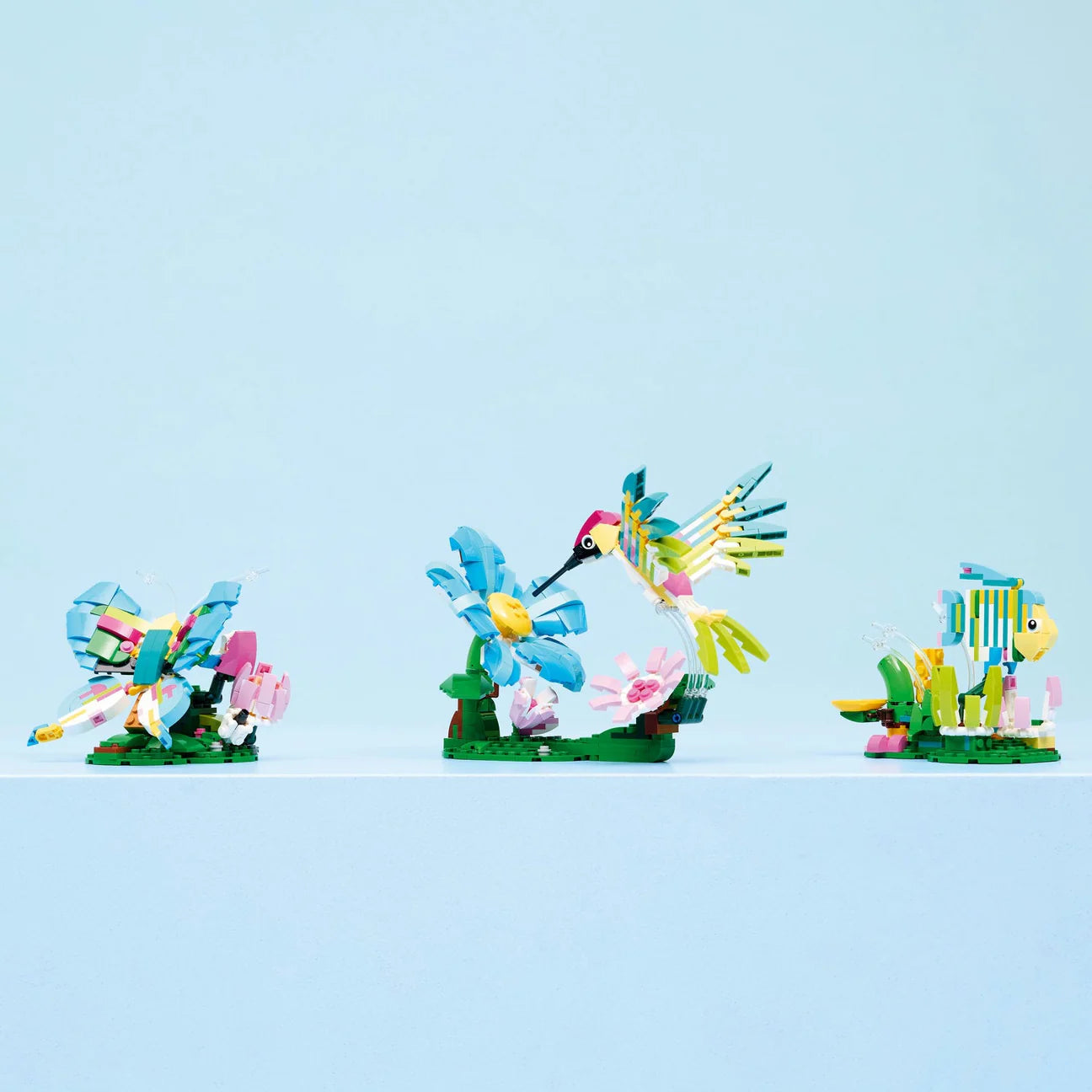 LEGO Creator 3-in-1 Wild Animals: Colorful Hummingbird 31384