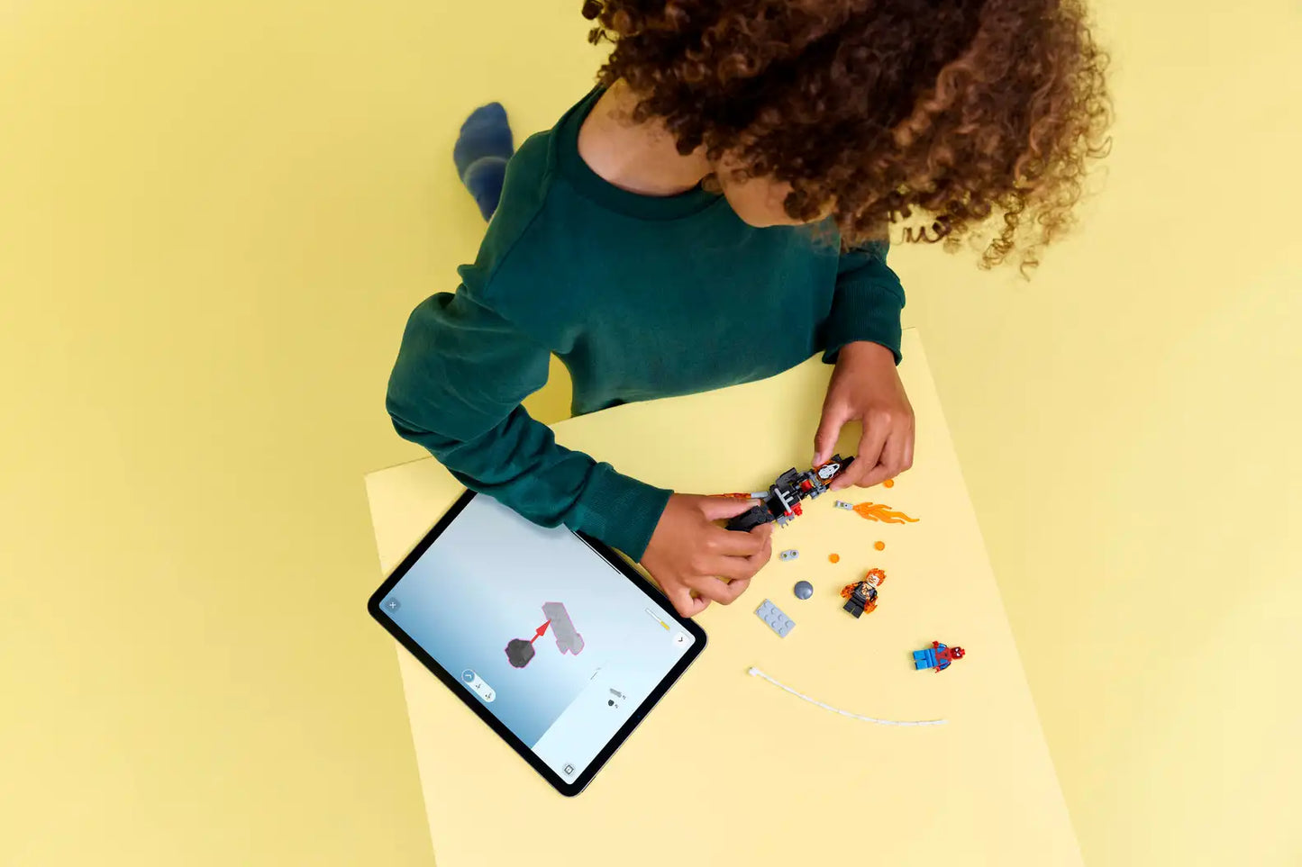 LEGO Marvel Spider-Man vs. Ghost Rider Motorcycle 76335