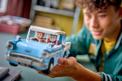 LEGO Harry Potter™ Enchanted Flying Ford Anglia™ 76470