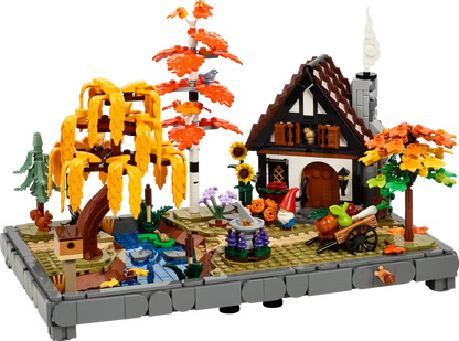 LEGO® Icons Autumn Cottage Garden 11372