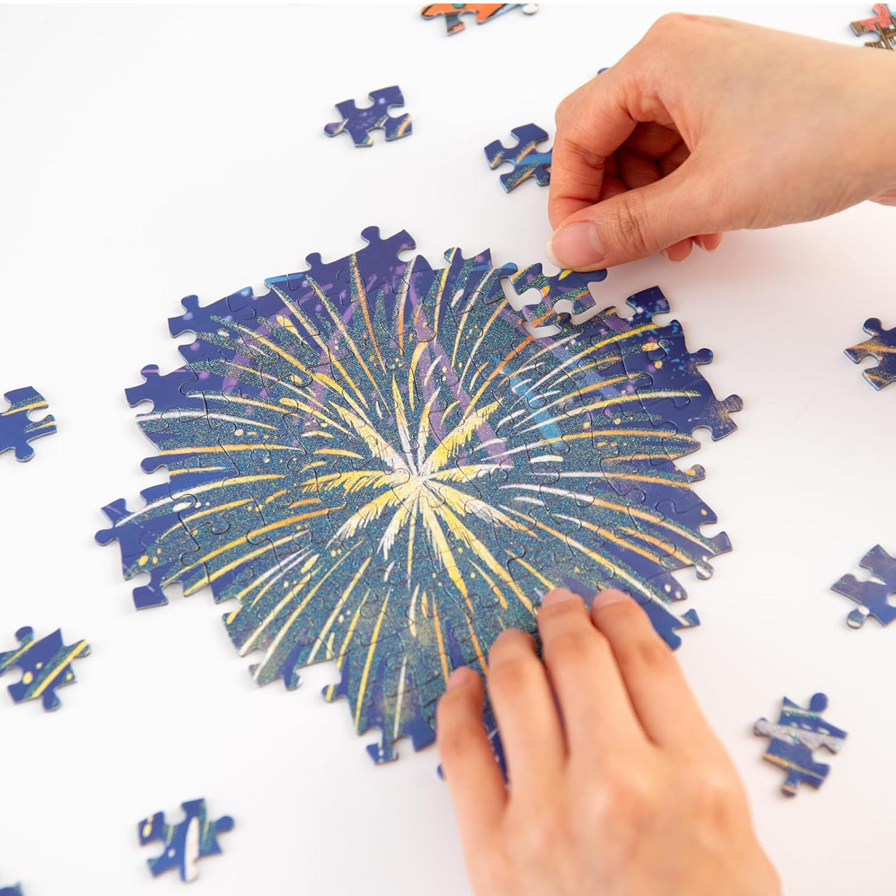 Fireworks Night Festival 1000 Piece Jigsaw Puzzle
