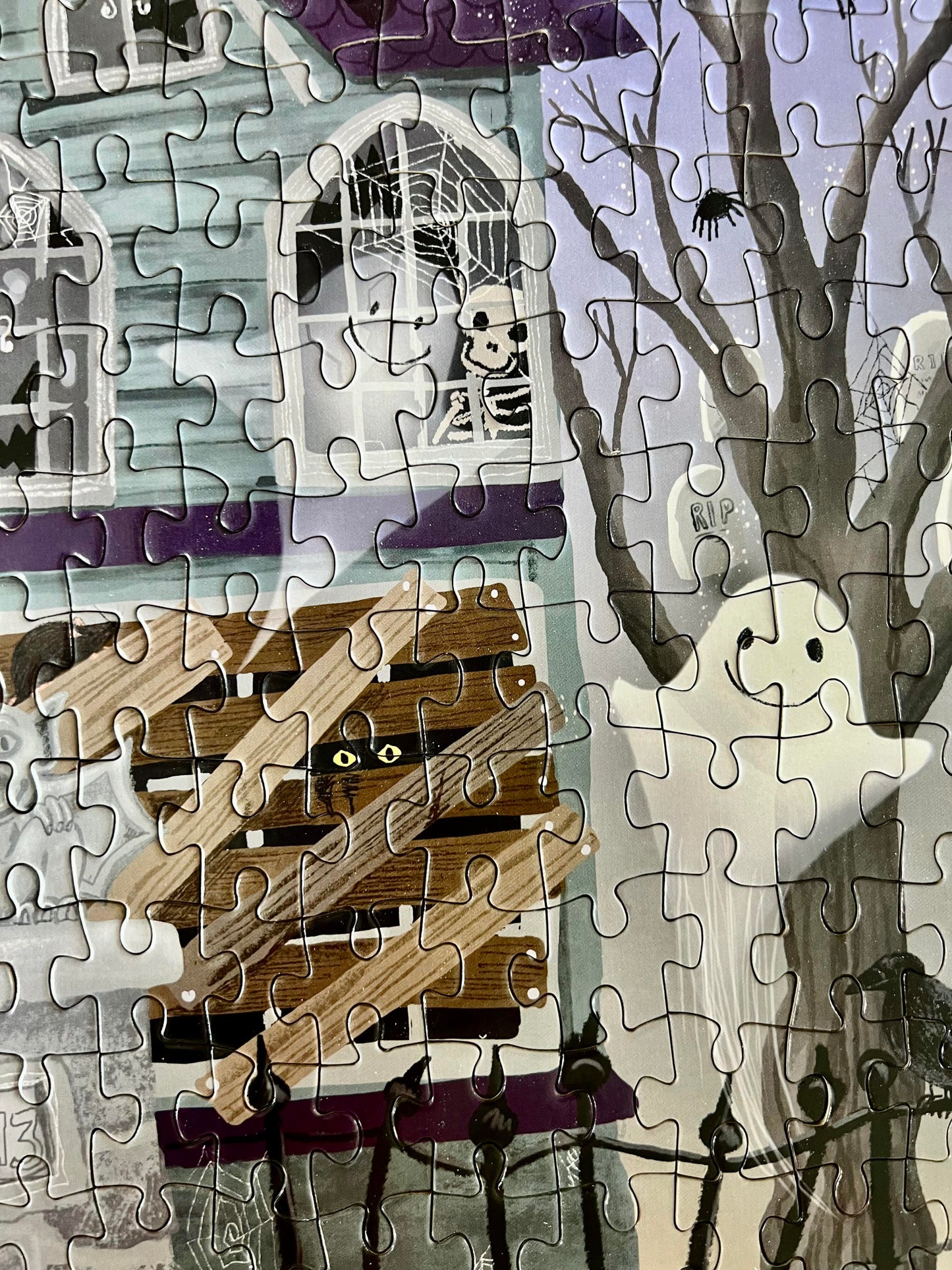 Galison Haunted Manor 500 Piece Puzzle