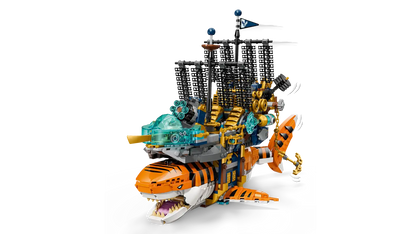 LEGO® DREAMZzz™ Tiger Shark Tank 71515