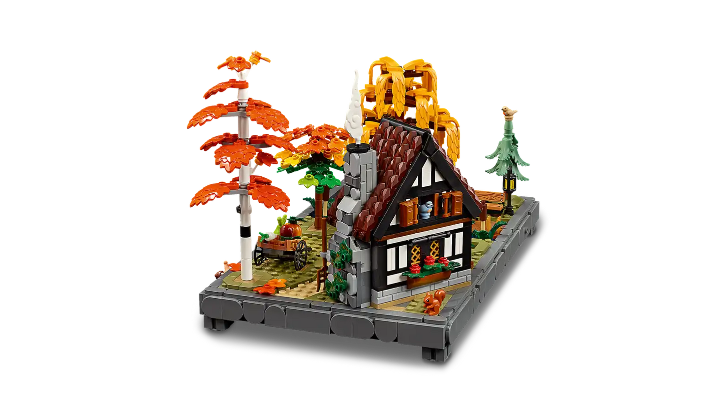 LEGO® Icons Autumn Cottage Garden 11372