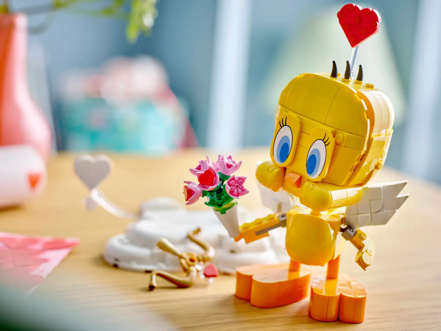 LEGO Sweetheart Tweety Bird 40824
