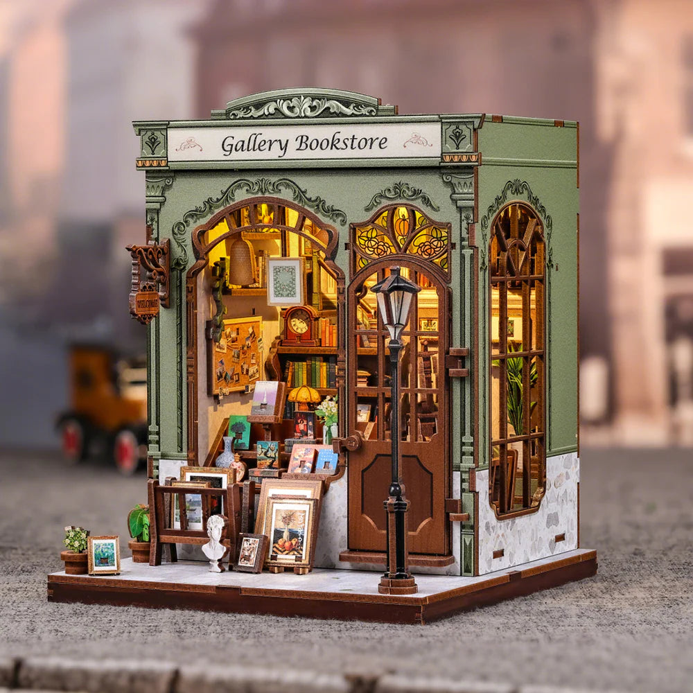 DIY Miniature House ｜Gallery Bookstore