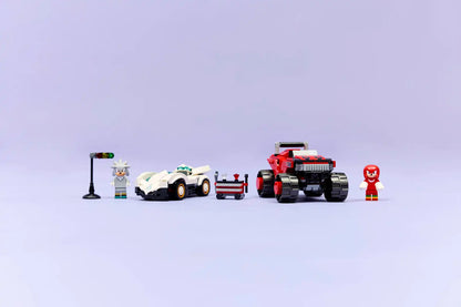 LEGO® Sonic the Hedgehog™
Silver's Car vs. Knuckles' Monster Truck 77118