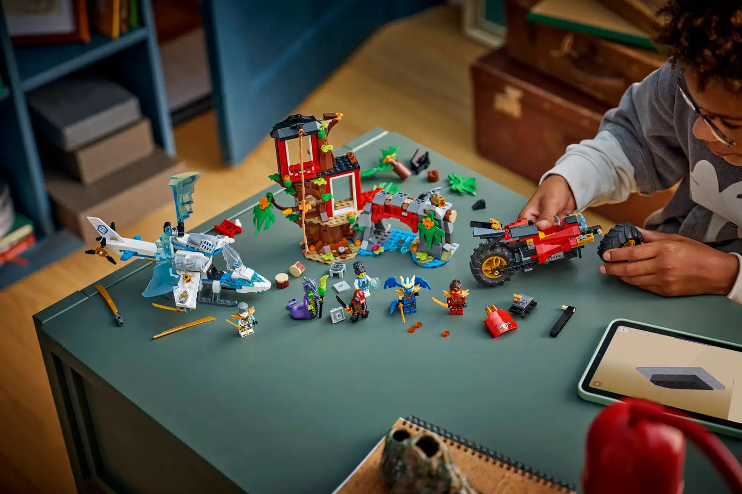 LEGO NINJAGO® Ninja Vehicle Tree House Battle 71857