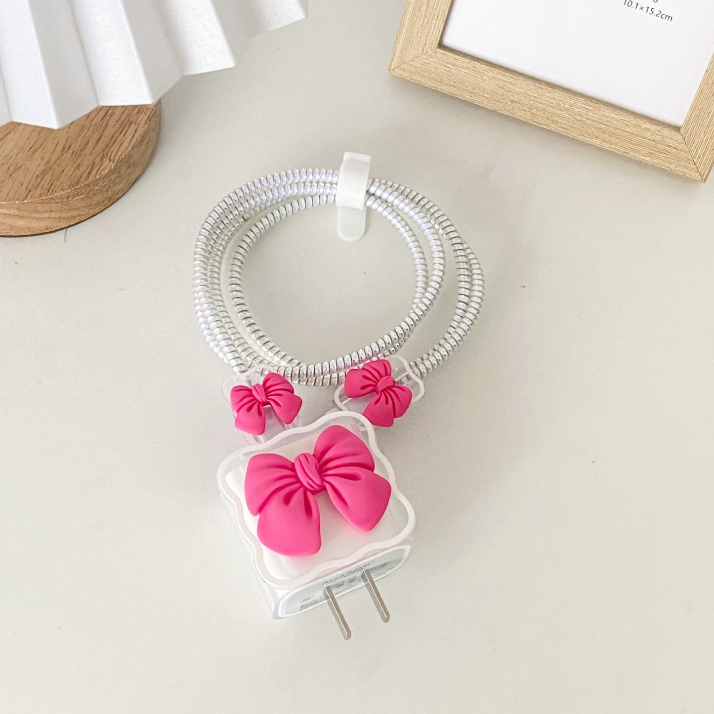 Cute 3D Bow Charger Cover and Cable Protector Set