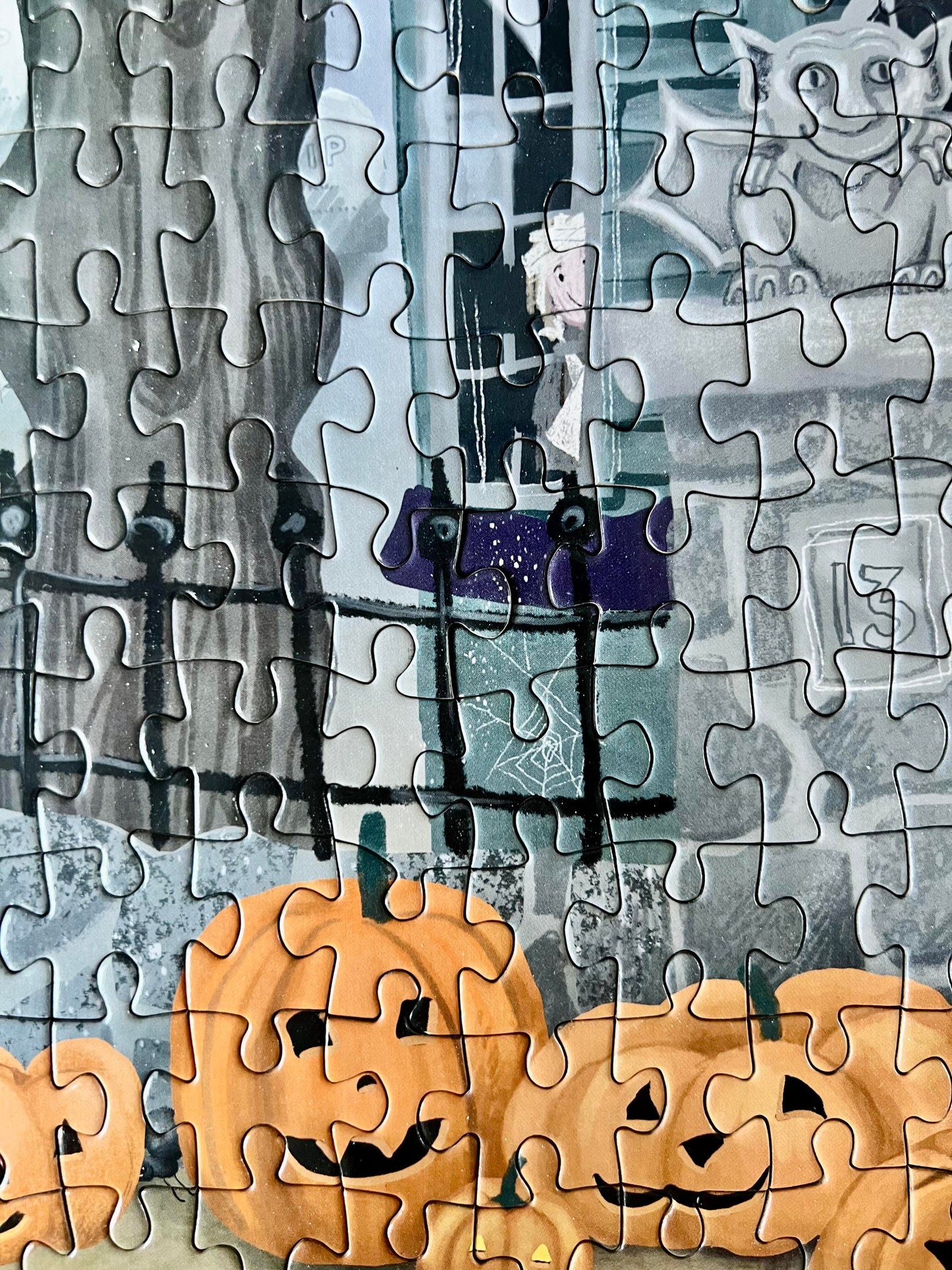 Galison Haunted Manor 500 Piece Puzzle