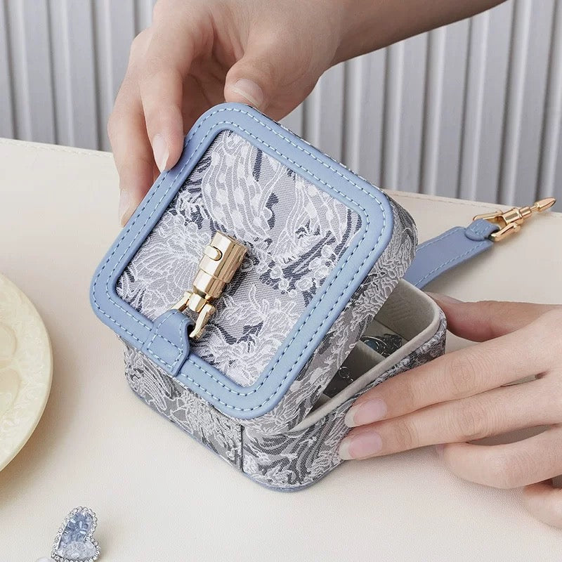 Coffret à bijoux vintage en jacquard