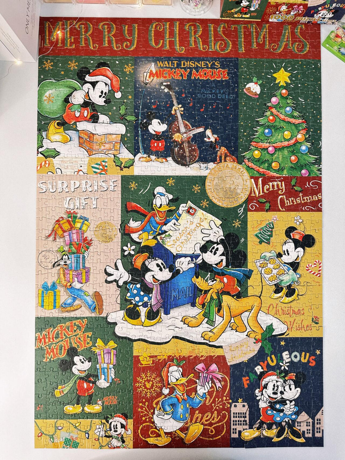 Mickey & Friends Merry Christmas 1000 Piece Gold Foil Jigsaw Puzzle Gubu