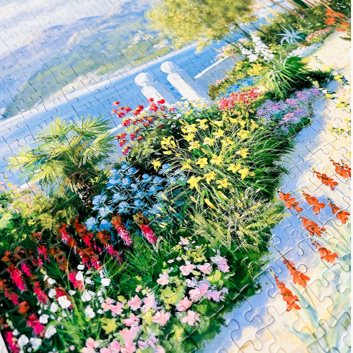 Hidden Paradise 1000 Piece Jigsaw Puzzle