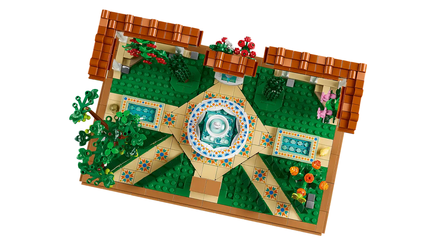 LEGO Botanicals Fountain Garden 10359