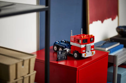 LEGO Icons Optimus Prime 10302