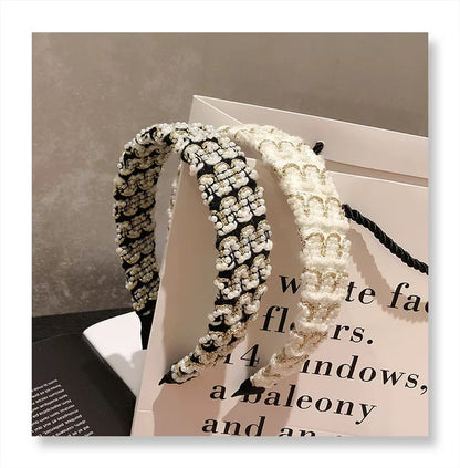 Bandeau tissé en perles et paillettes