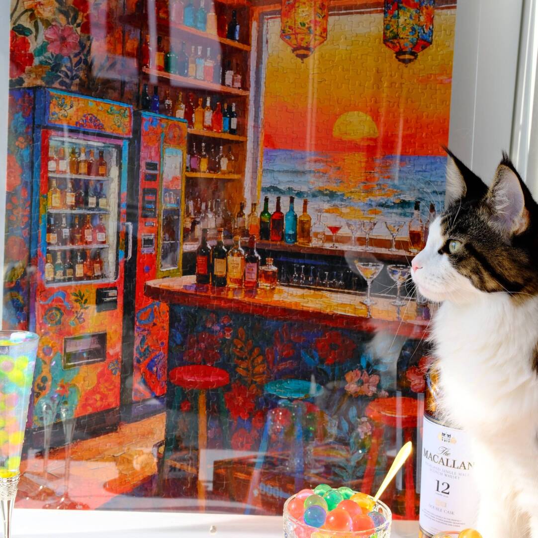 Golden Hour Bar 1000 Piece Puzzle Toppie