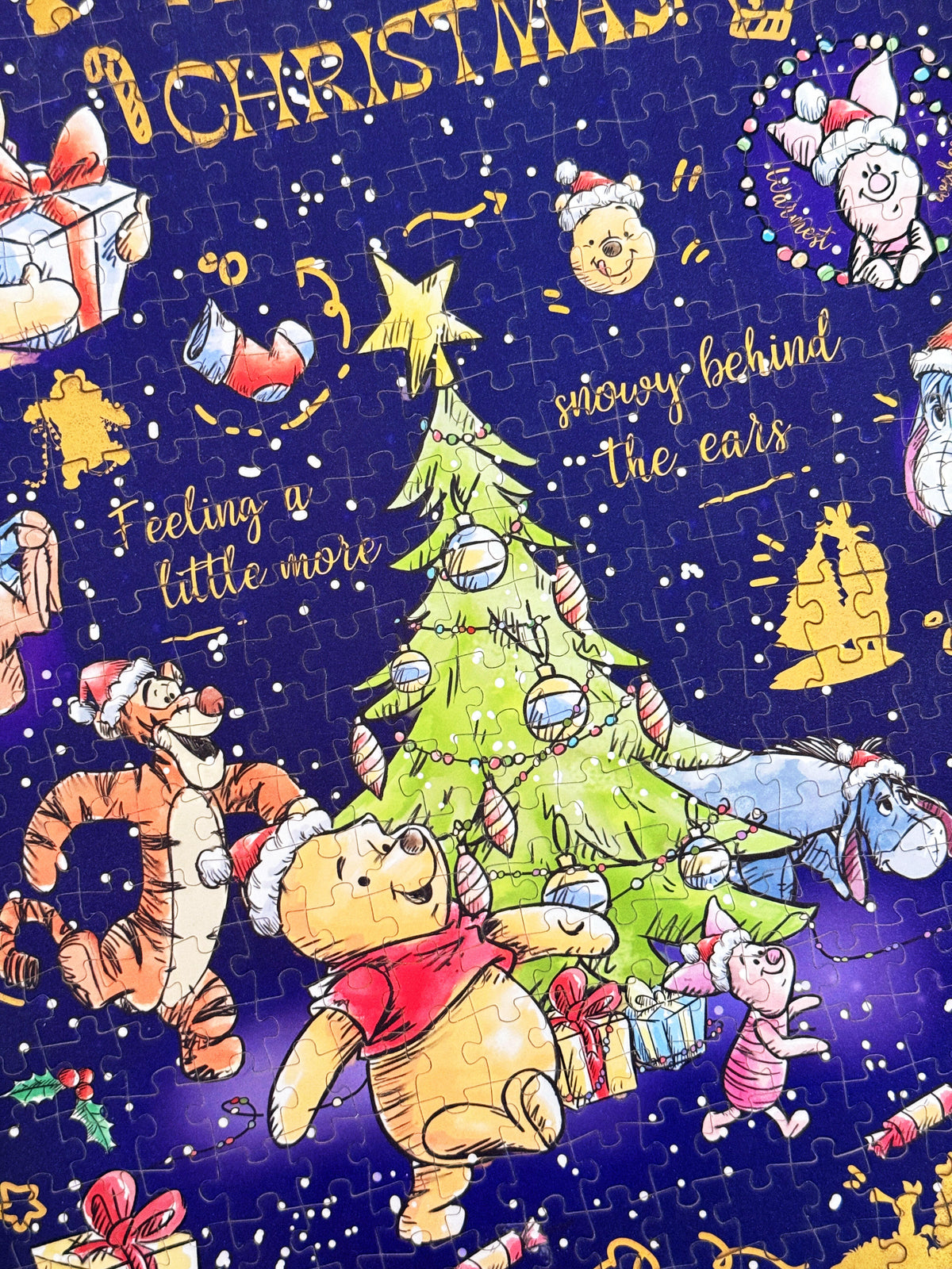 Winnie the Pooh Very Merry Christmas 500-Piece Double-Sided Gold Foil Puzzle Gubu
