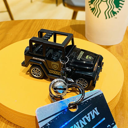 Miniature Camouflage Jeep Keychain – Fun and Stylish Car Accessory