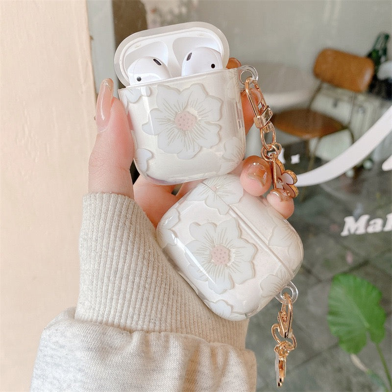 Floral AirPods Case with Daisy Charm – Clear Protective Cover