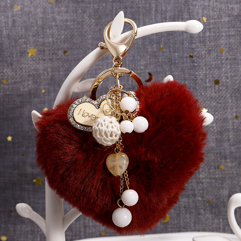 Cute Fluffy Heart Keychain – Love-Inspired Bag Charm