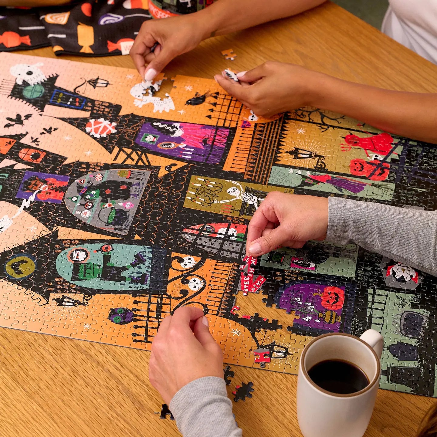 Haunted House 1000 Piece Halloween Puzzle WerkShoppe